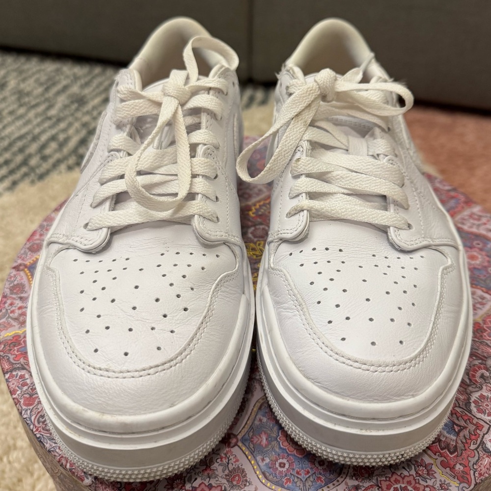 Nike Air Jordan 1 Elevate Low women’s size 9